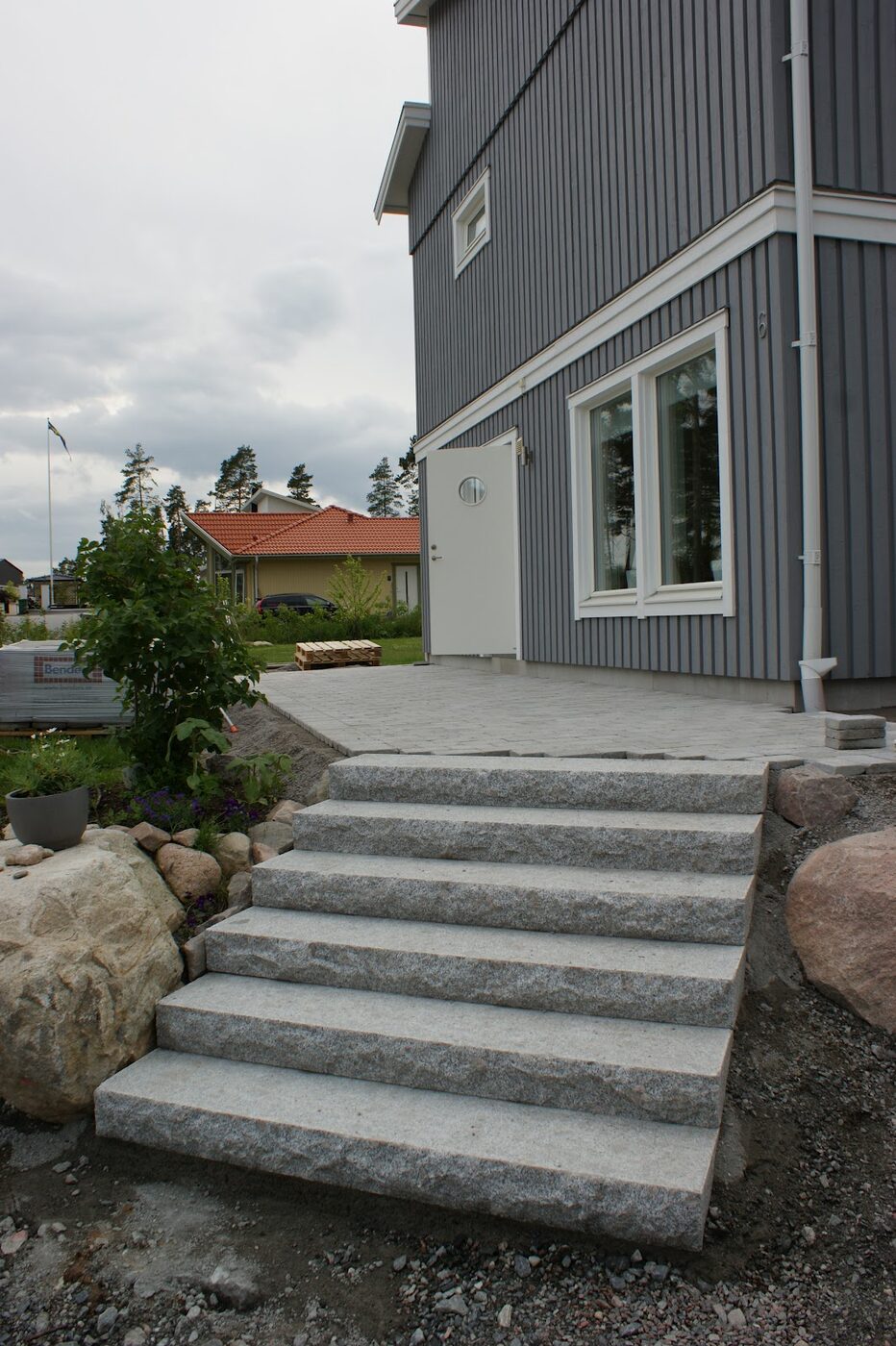 Trädgårdsarbete-projekt i Täby